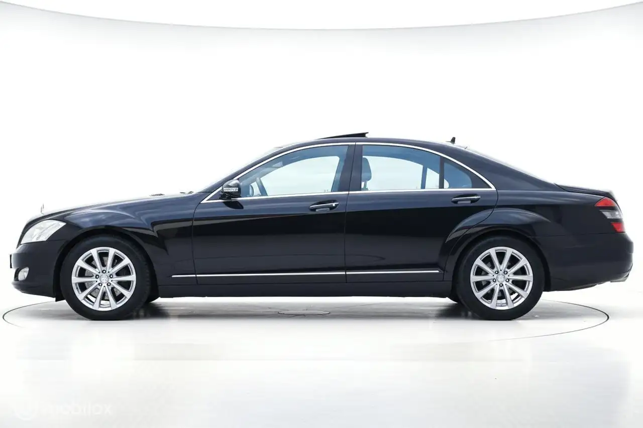2005 Mercedes-Benz S 350, photograph 12