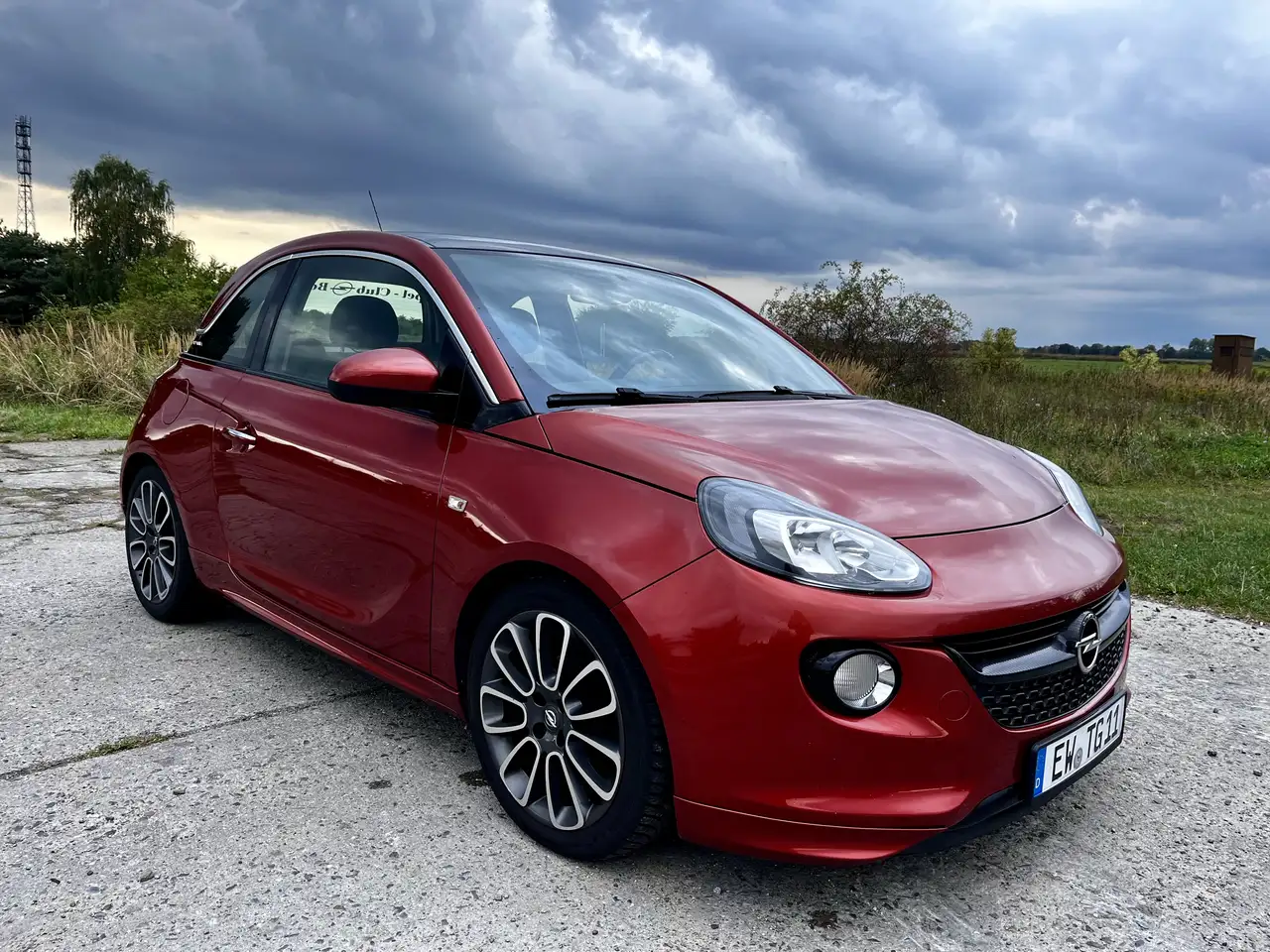 Opel Adam 1.4 Glam — photo 1 of 15
