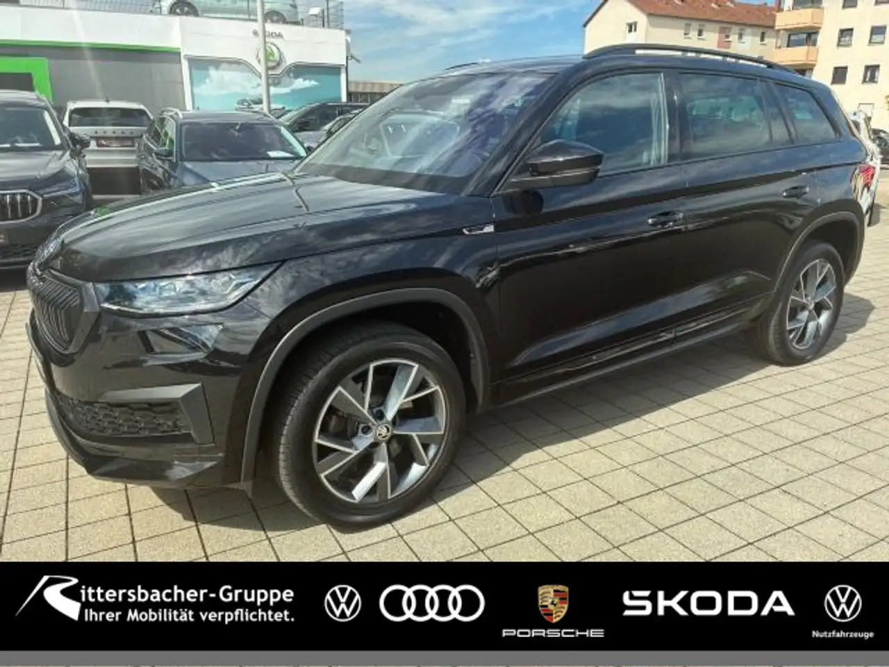 Skoda Kodiaq 2.0 TDI DSG Sportline 4x4 AHK Pano ACC — photo 1 of 21