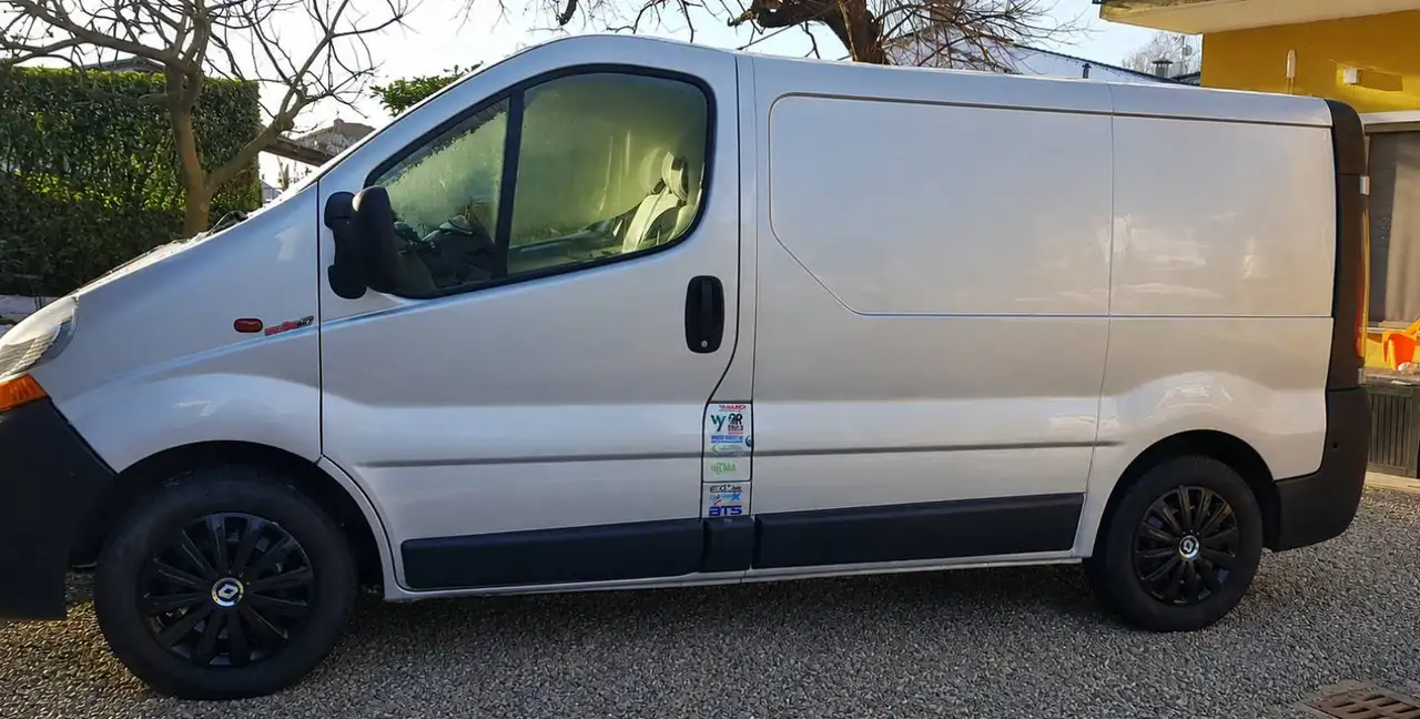 Renault Trafic L1H1 2,9t 3098 — photo 1 of 7