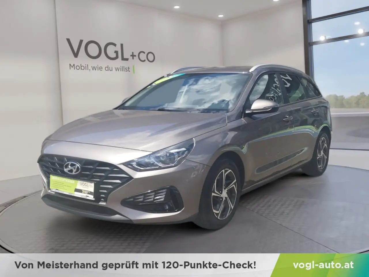 Hyundai i30 Kombi Trend Line 1,6 CRDi 115PS Automatik — photo 1 of 20