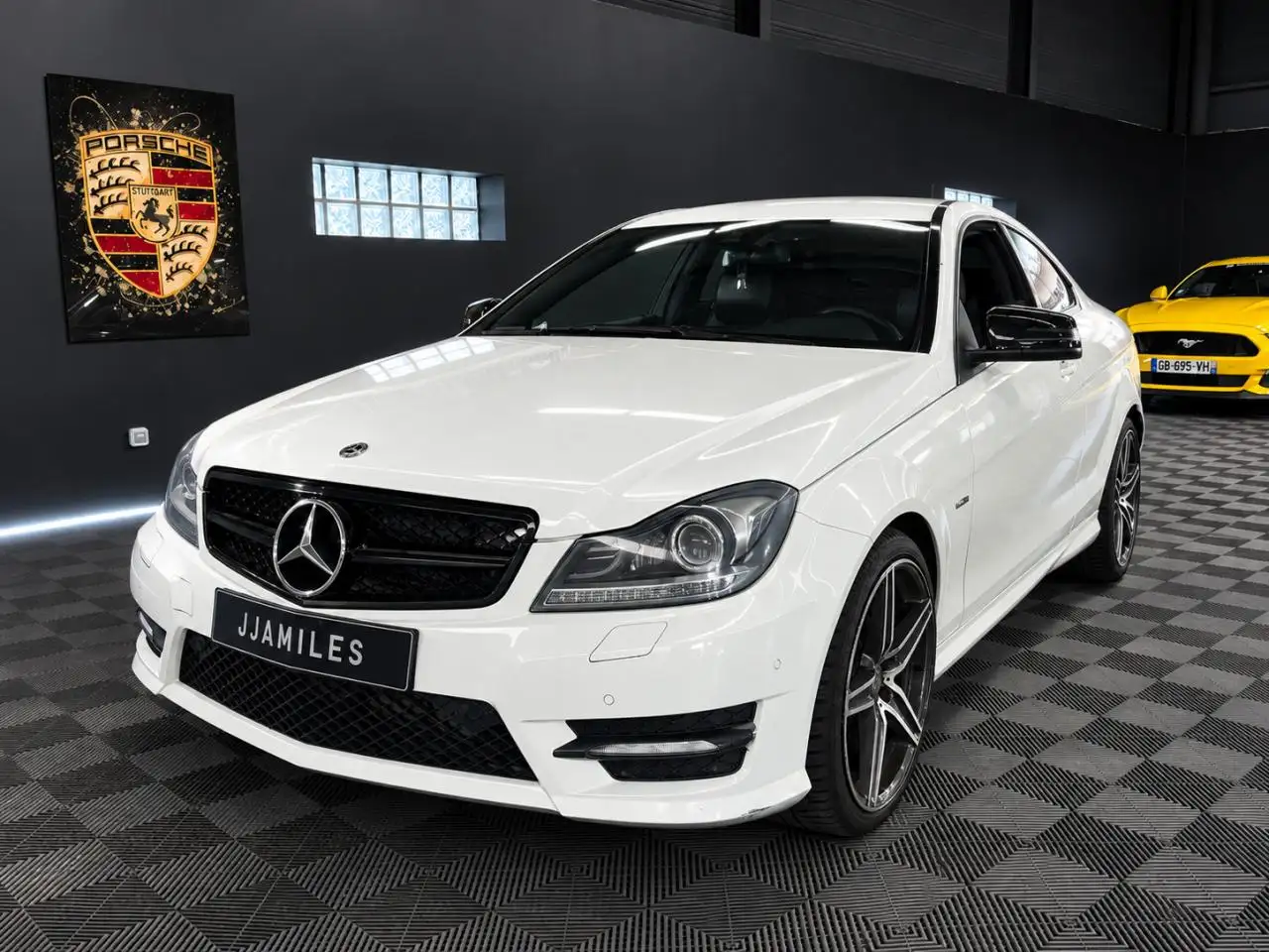 Mercedes-Benz C 250 Coupé C 250 BlueEfficiency - BVA 7G-Tronic Plus COUPE - BM 204 Executive - pack amg — photo 1 of 6
