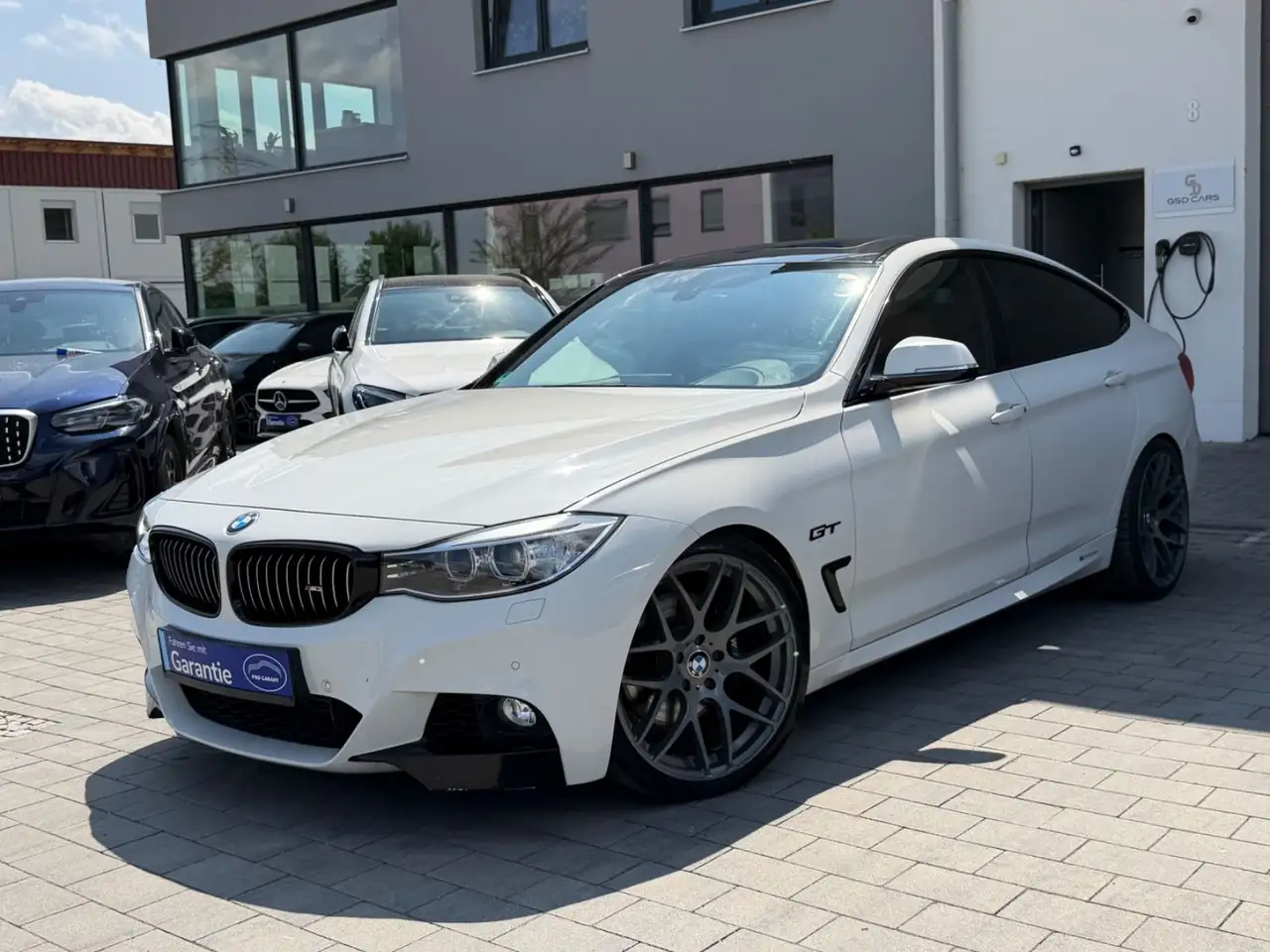 BMW 335 xDrive M Sport Performance 20`` — photo 1 of 13