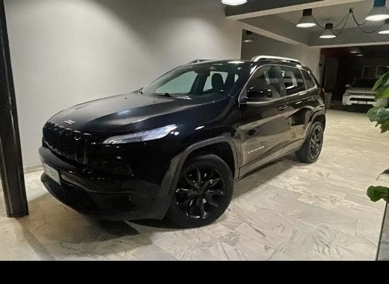 Jeep Cherokee Cherokee V 2014 2.0 mjt II Longitude 4wd active drive I 170cv auto — photo 1 of 15