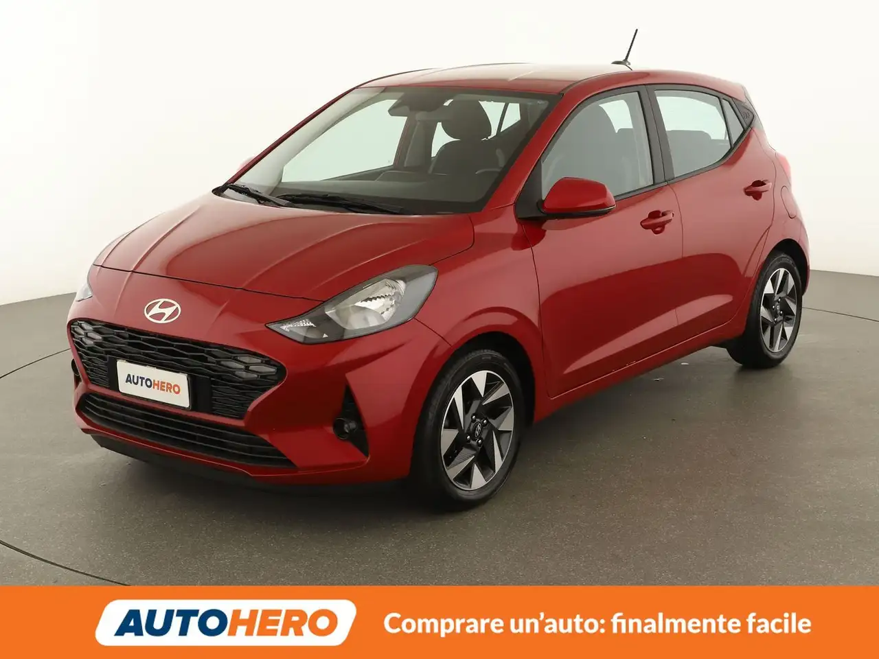 Hyundai i10 1.0 Connectline — photo 1 of 25