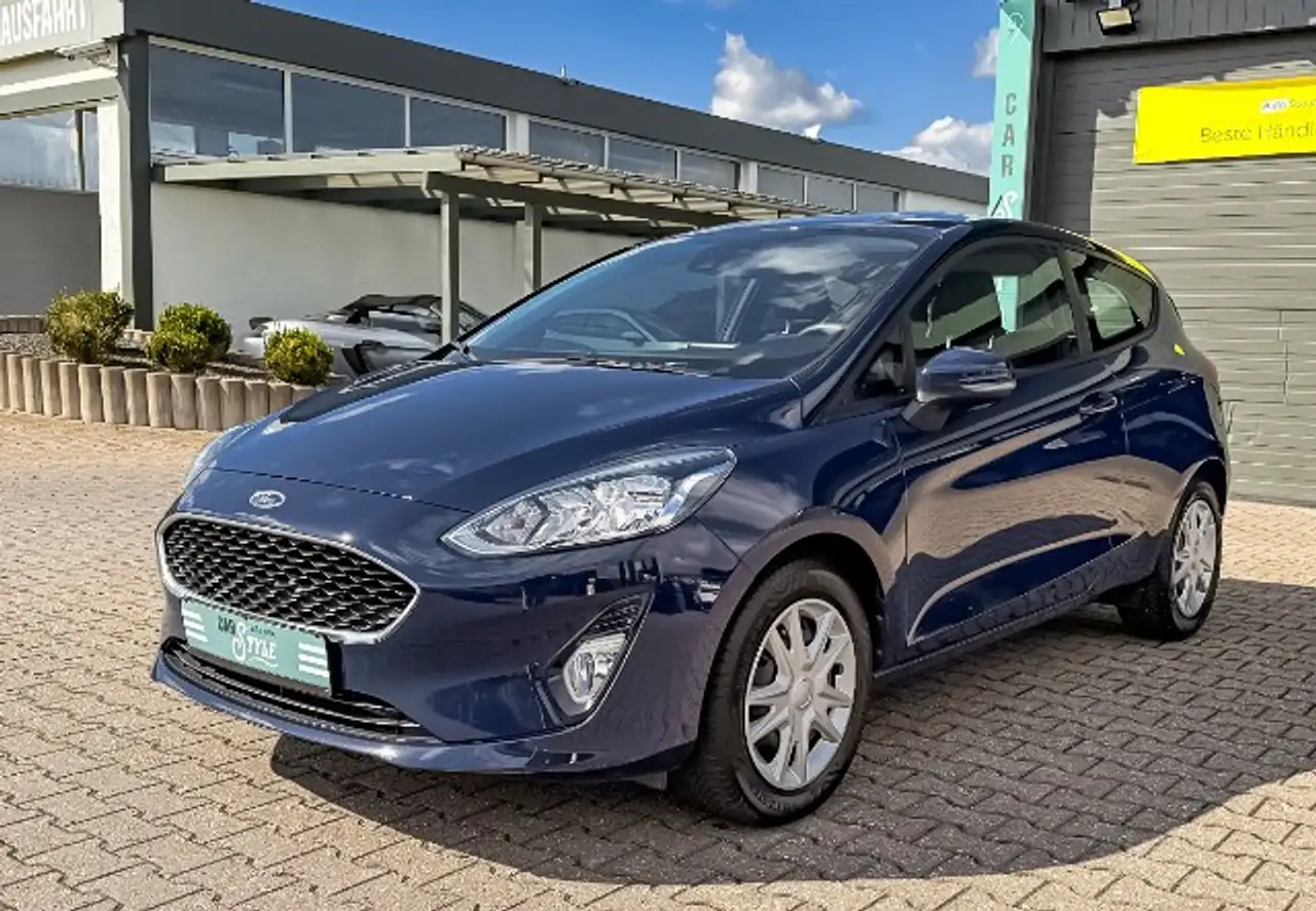 Ford Fiesta 1.1 Cool&Connect SHz — photo 1 of 16