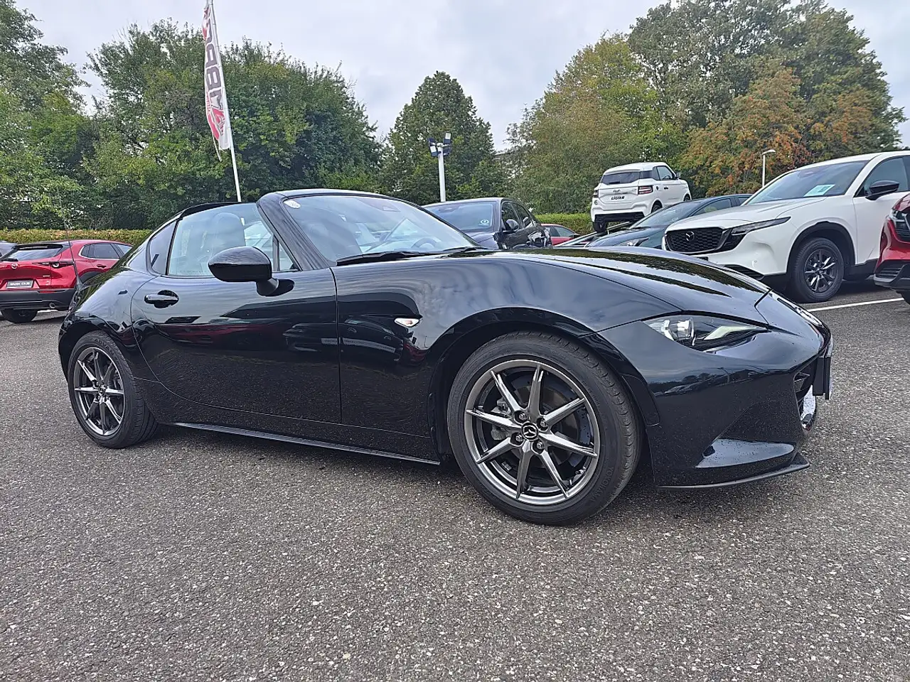 Mazda MX-5 RF Targa Hardtop Roadster G132 Skyactiv Exclusi... — photo 1 of 22