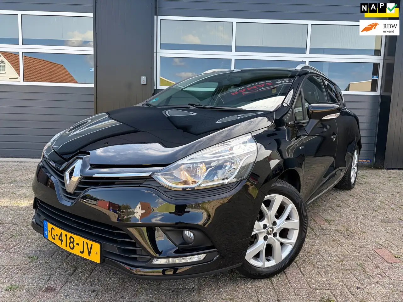 Renault Clio Estate 0.9 Limited|Airco|Cruise control| — photo 1 of 24