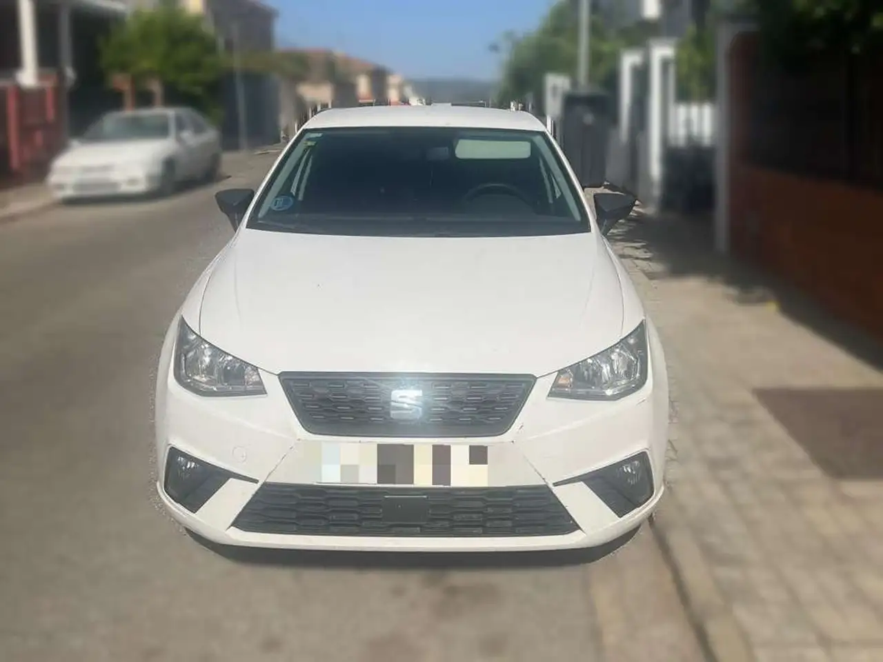 SEAT Ibiza TCe Energy GLP Business 66kW — photo 1 of 15