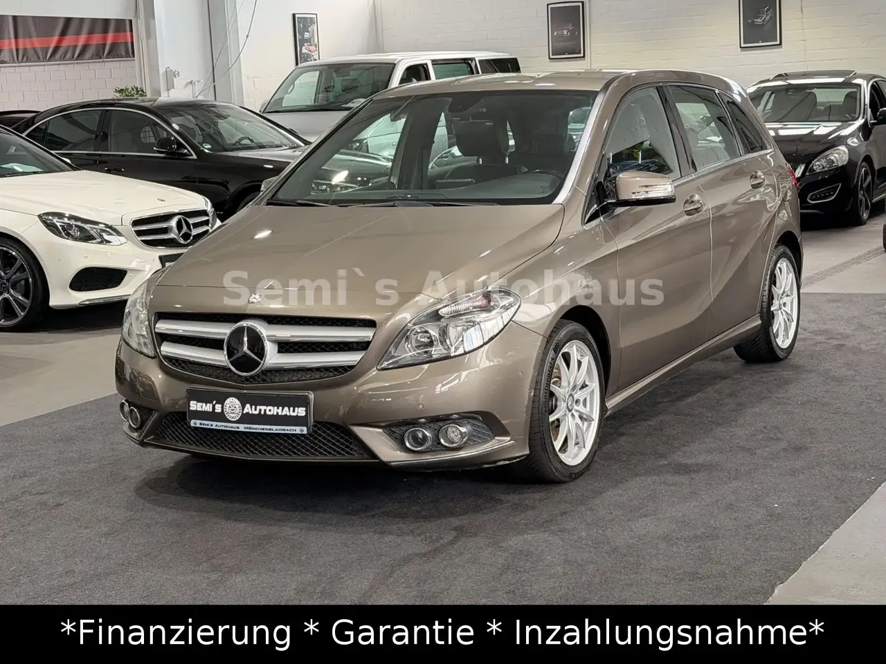 Mercedes-Benz B 220 4Matic Automatik 2.Hand AHK Top Zustand — photo 1 of 16