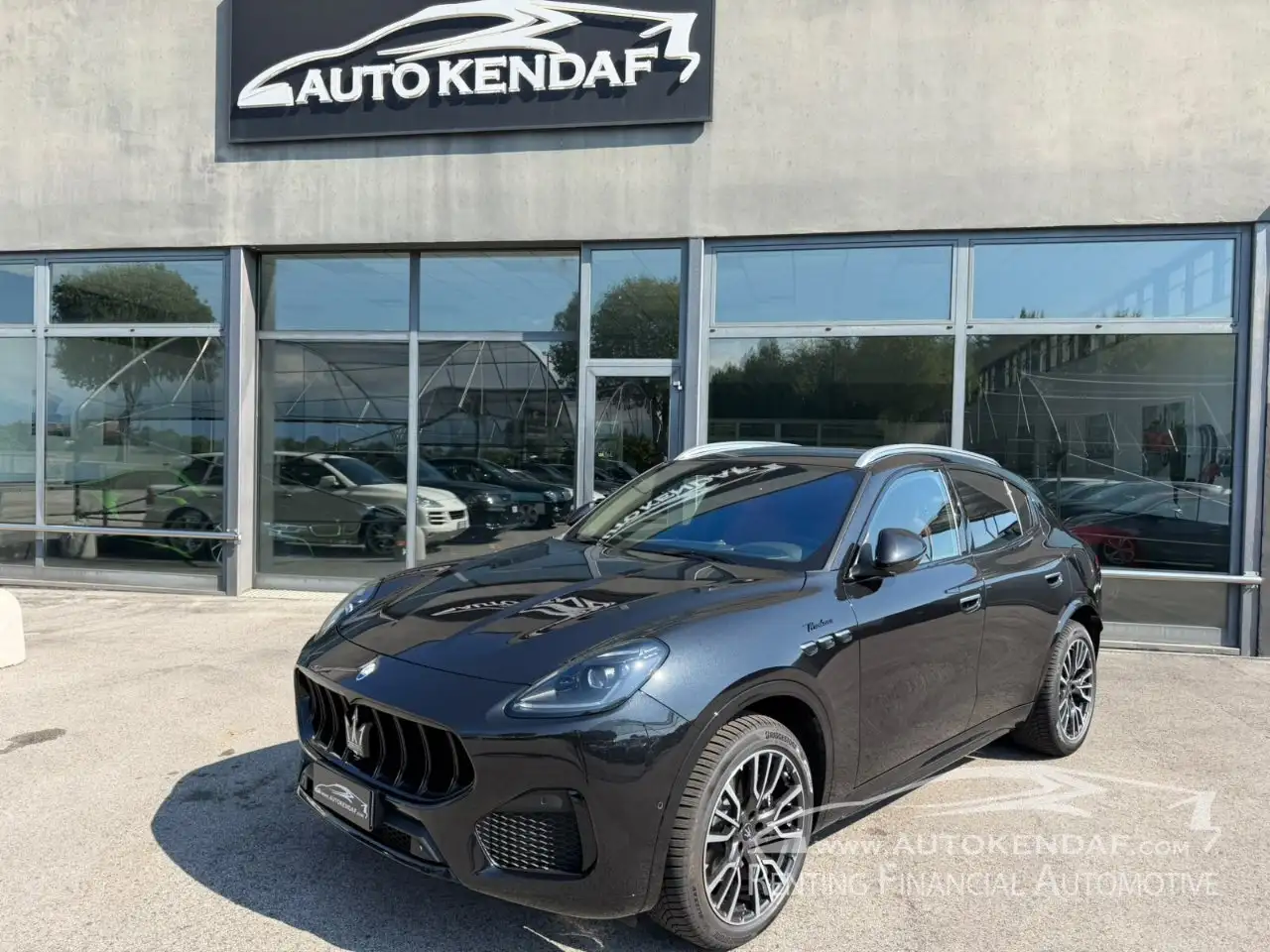 Maserati Grecale 2.0 mhev Modena 330cv auto — photo 1 of 15