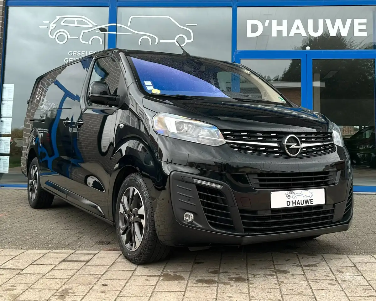 Opel Vivaro 2.0d CDTi L3H1*LED*Ac cruise*Camera*trekhaak* — photo 1 of 15
