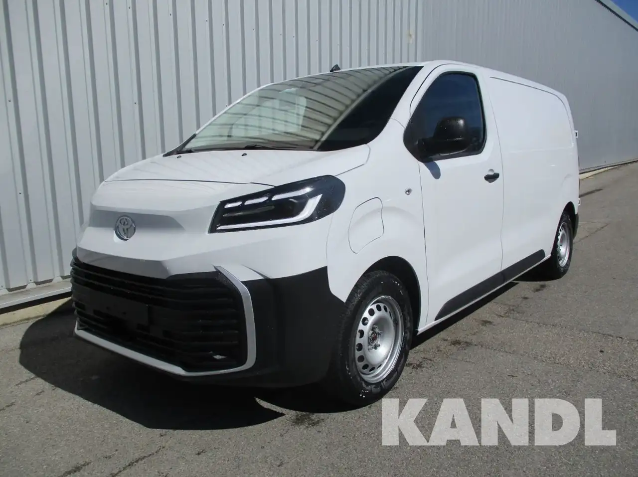 Toyota Sonstige Proace Electric 75kW L1 Comfort ACC+Kam.+PDC+AUT — photo 1 of 24