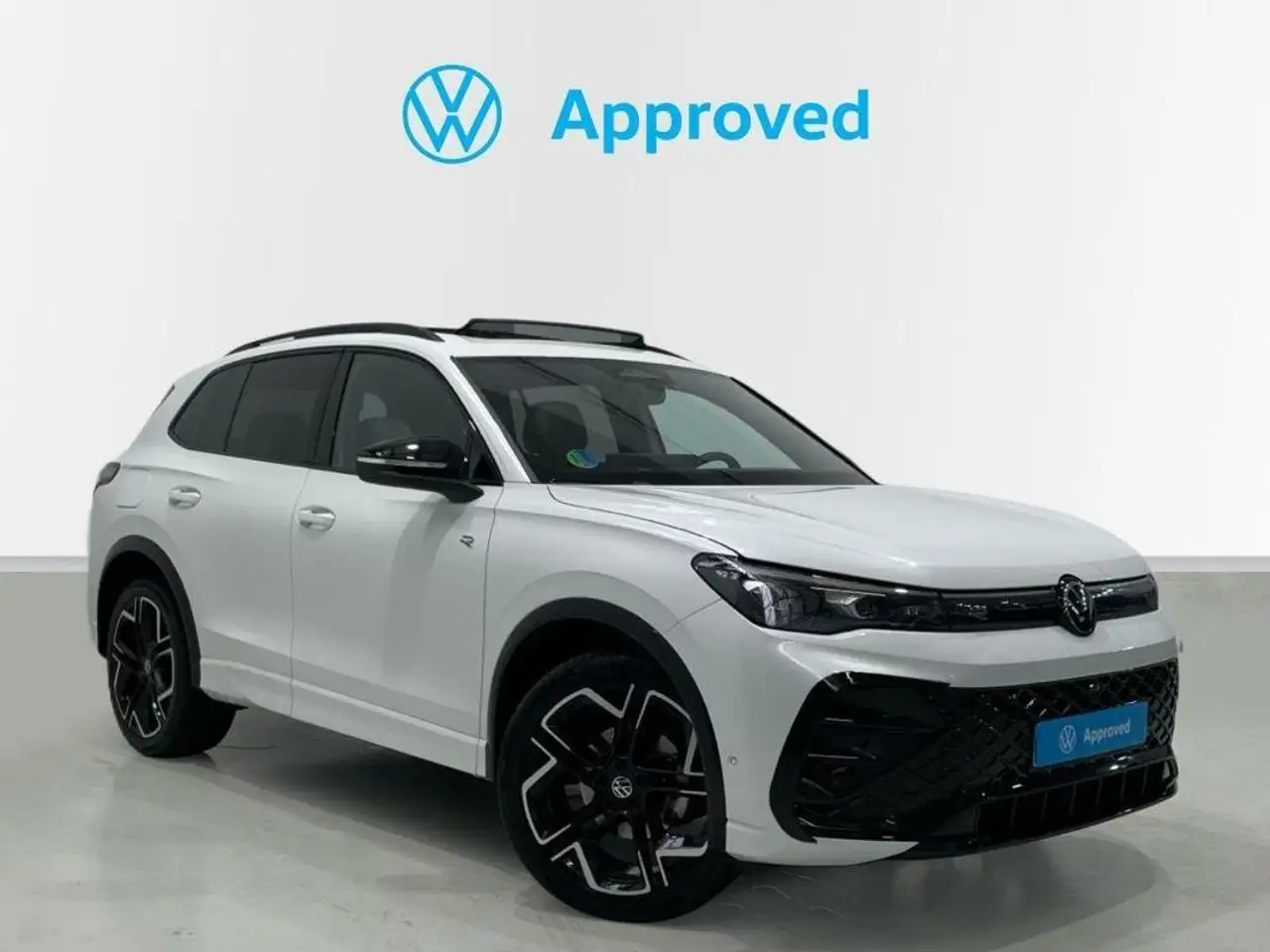 Volkswagen Tiguan 1.5 eTSI R-Line DSG 110kW — photo 1 of 20