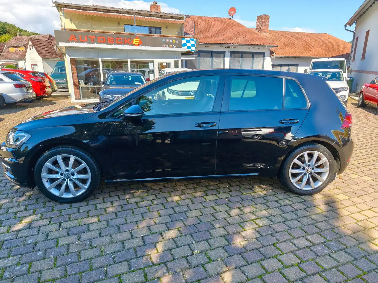 Volkswagen Golf VII Lim. Highline BMT/Start-Stop — photo 1 of 27