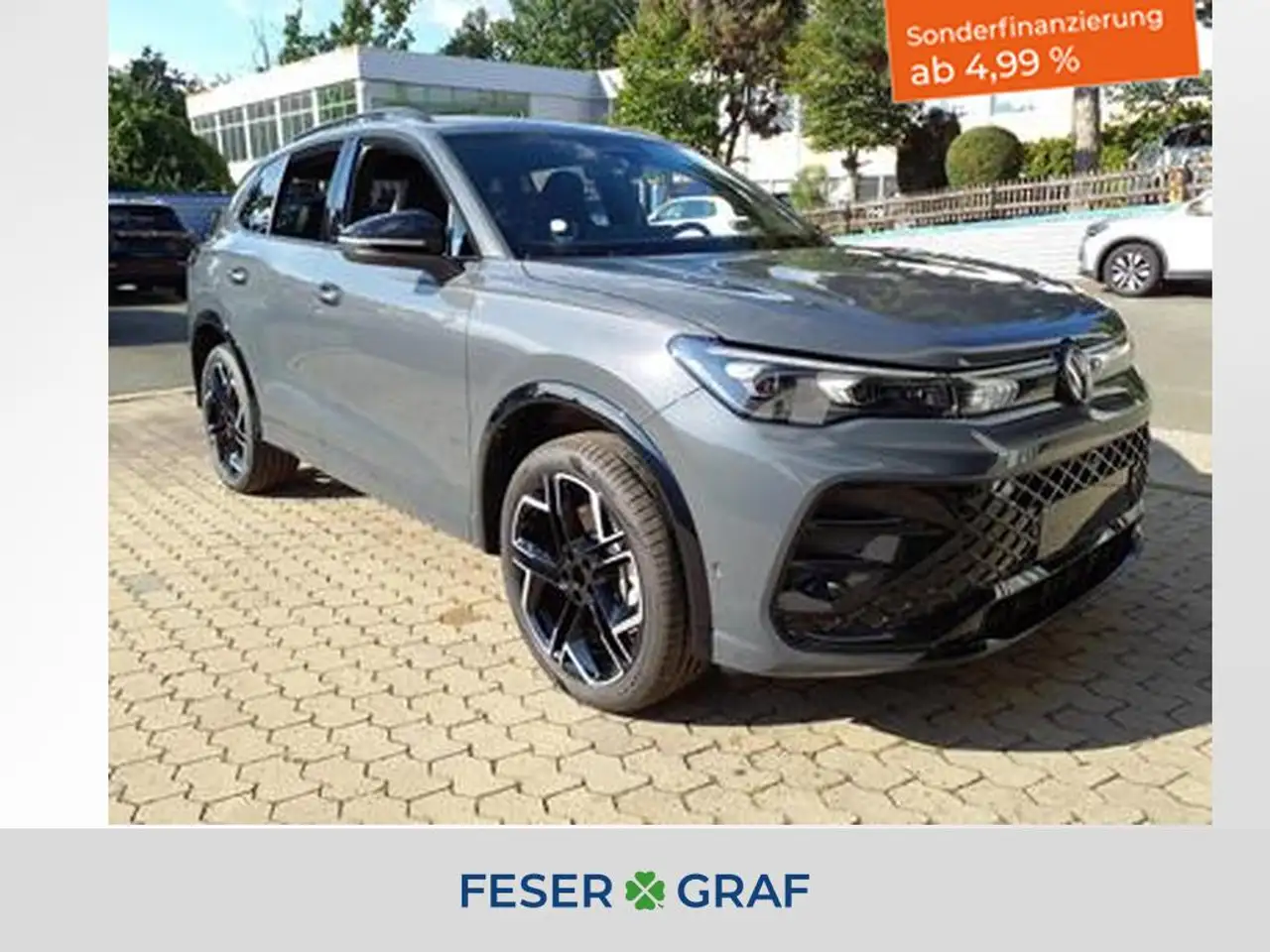 Volkswagen Tiguan R-Line 2.0 TDI 7-DSG BlackStyle AHK — photo 1 of 7
