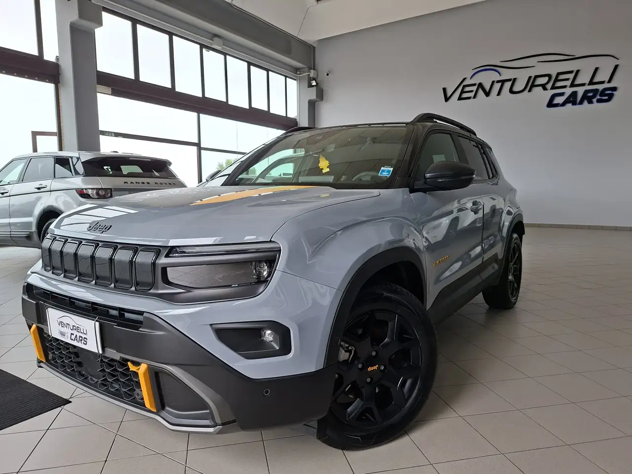 Jeep Avenger Avenger 1.2 turbo e-hybrid mhev The North Face 4xe — photo 1 of 15