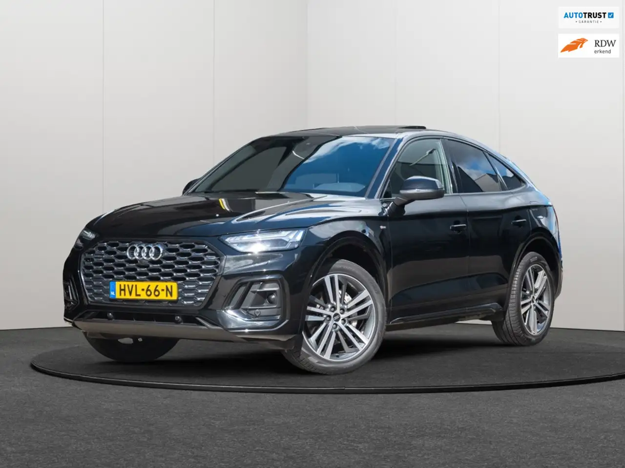 Audi Q5 Sportback 55 TFSI e S-line|PANO — photo 1 of 15