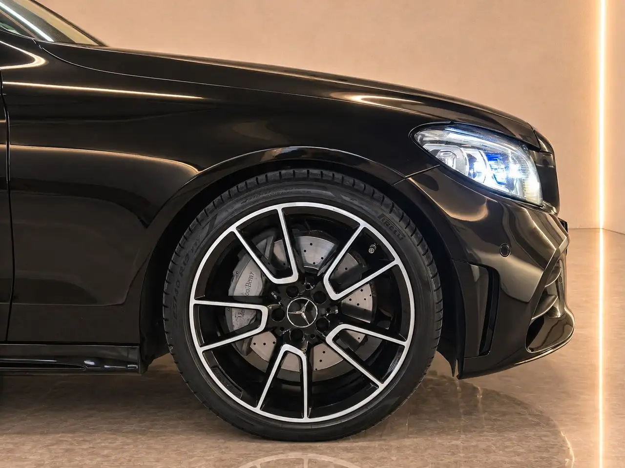 2020 Mercedes-Benz C 400 4Matic AMG Coupe Designo Luft Pano HUD 360, photograph 10