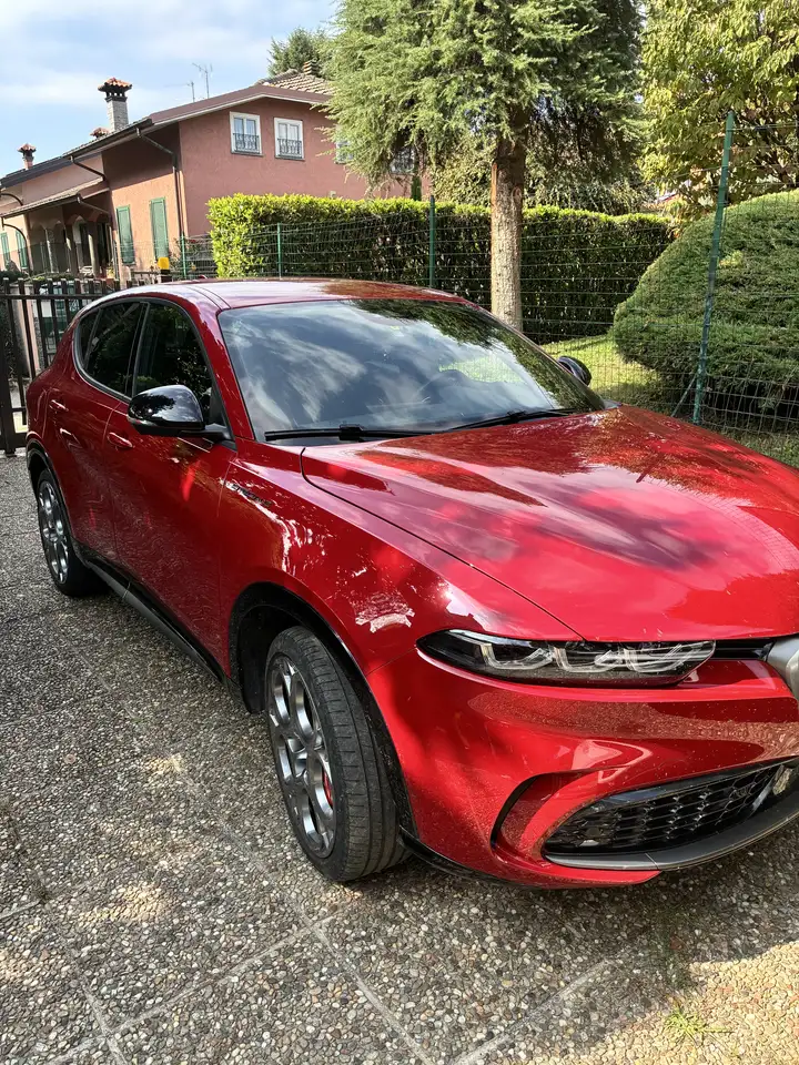 Alfa Romeo Tonale 1.3 phev Speciale Q4 280cv at6 — photo 1 of 7