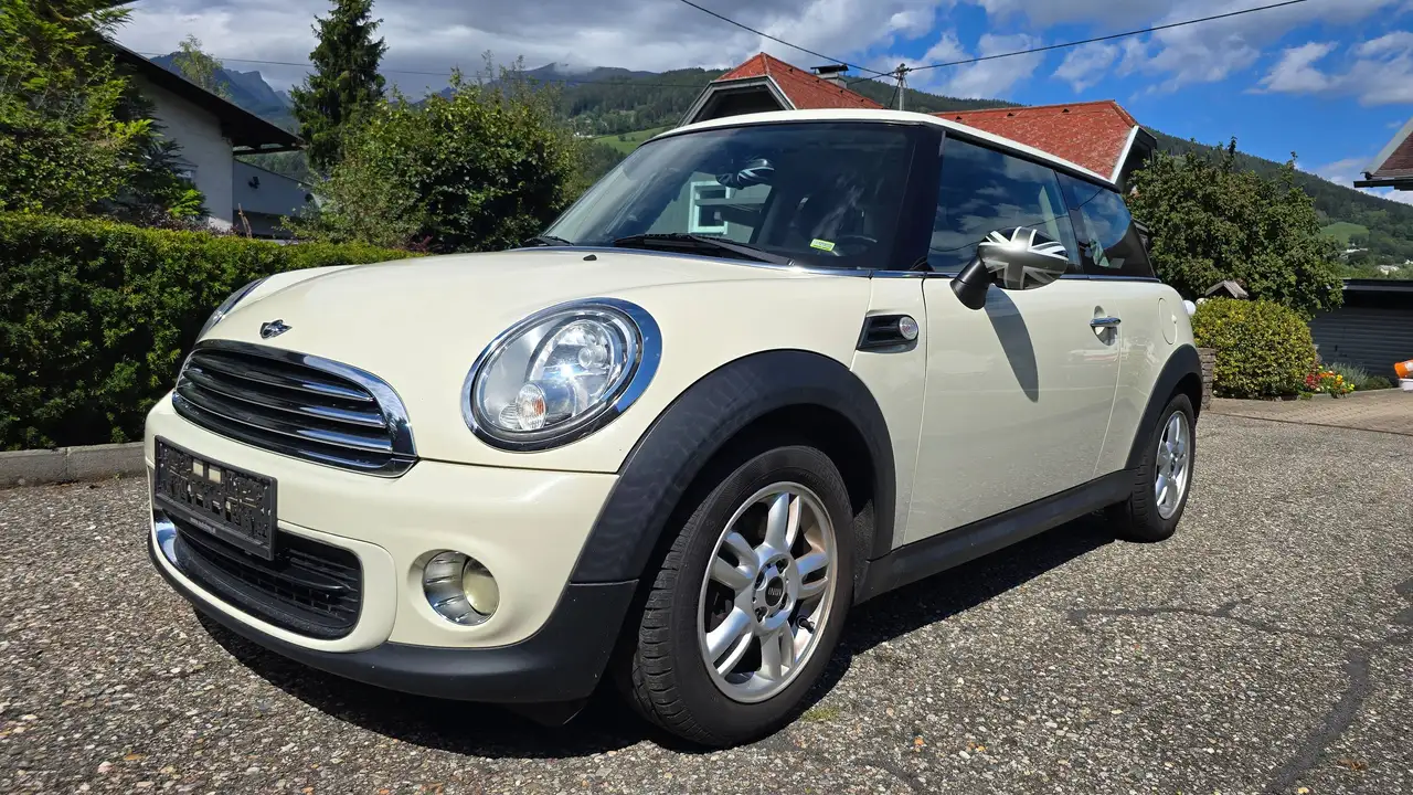 MINI One MINI ONE 1,6 ONE — photo 1 of 12