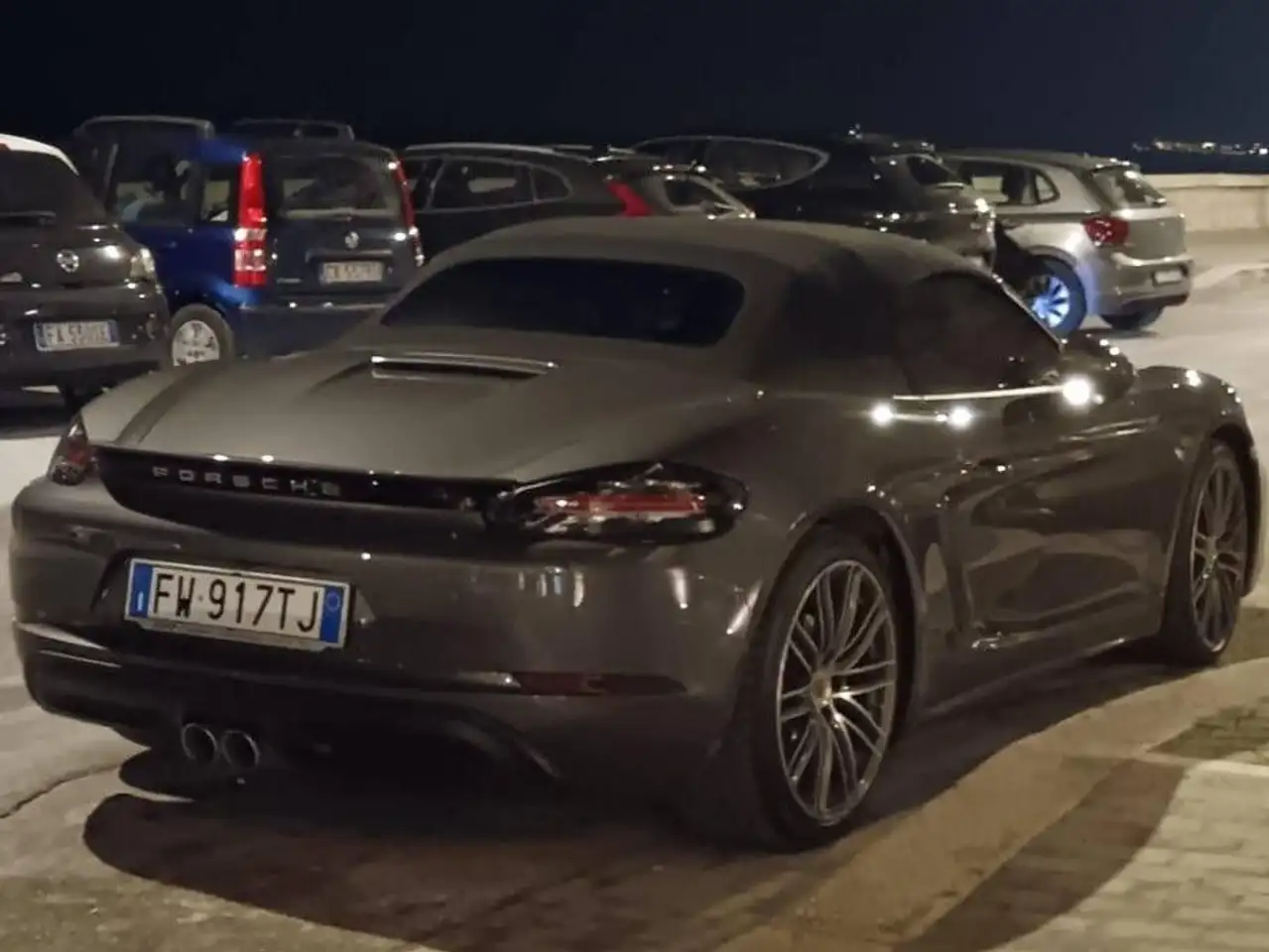 Porsche 718 718 Boxster IV 2016 Boxster 2.0 T 300cv pdk — photo 1 of 3