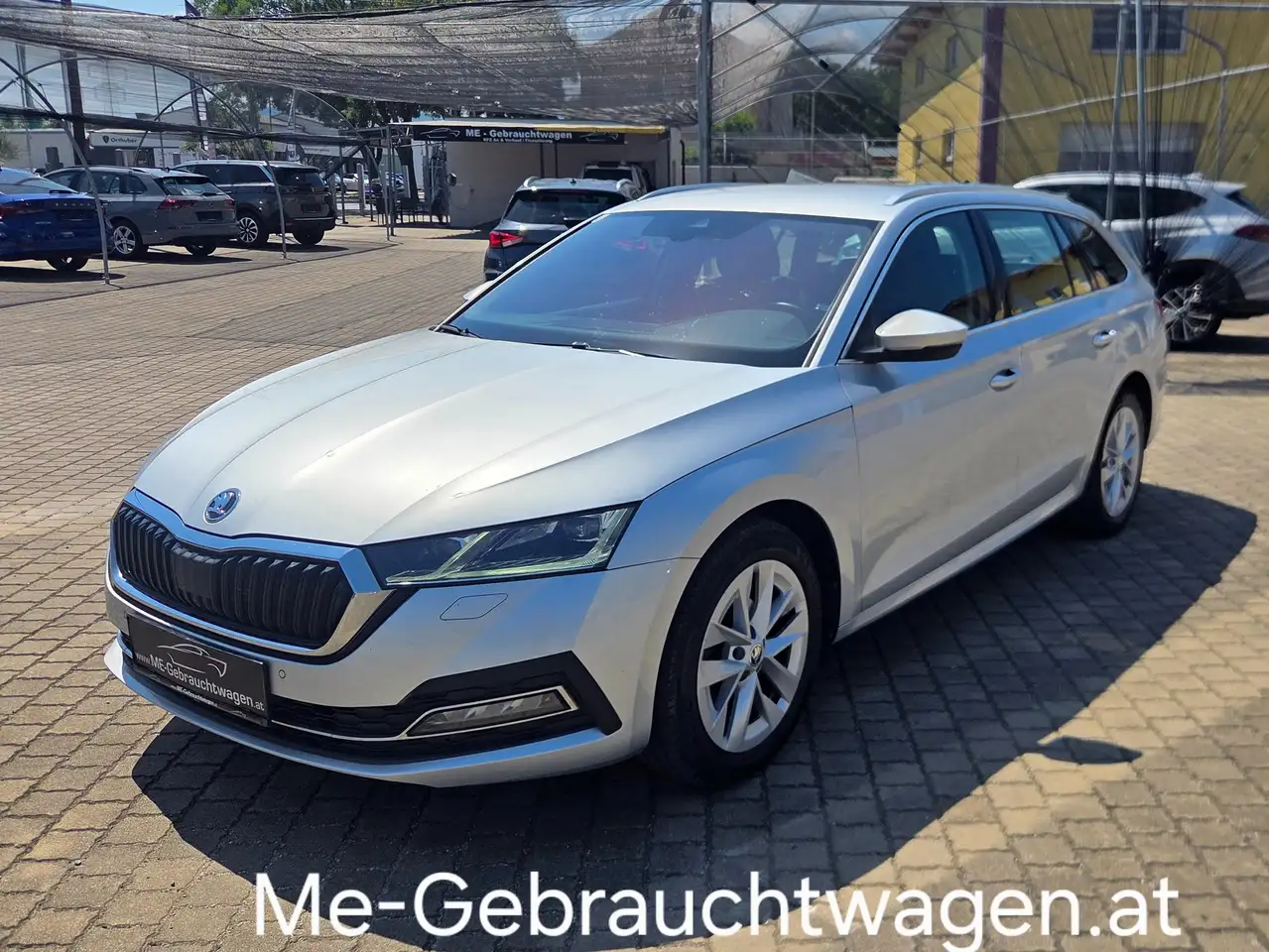 Skoda Octavia *AHK/LED/ACC/VIRTUELL-COCKPIT/NAV/KAMERA/SPURH/* — photo 1 of 37