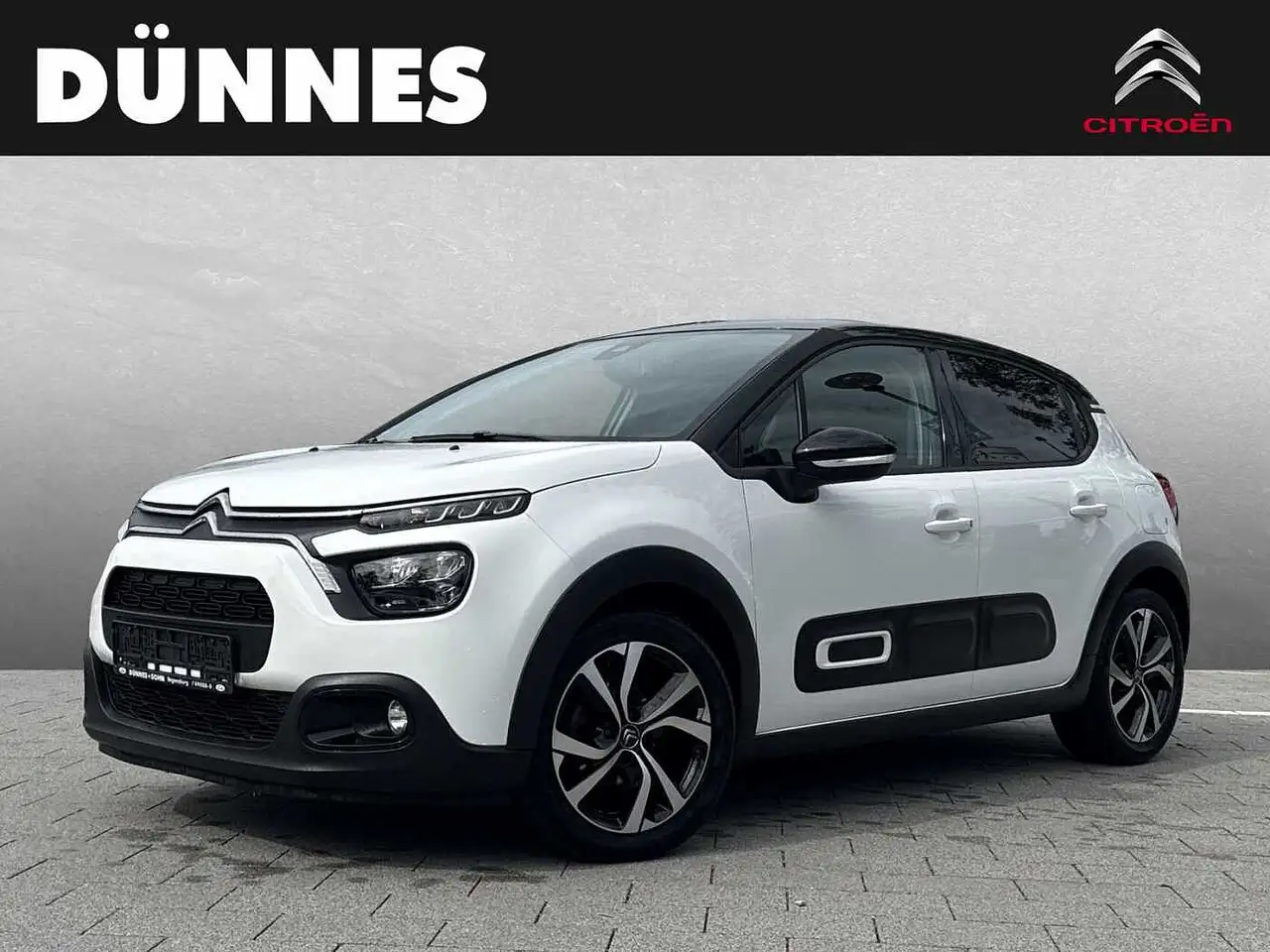 Citroen C3 Pure Tech 110 EAT6 SHINE PACK — photo 1 of 9