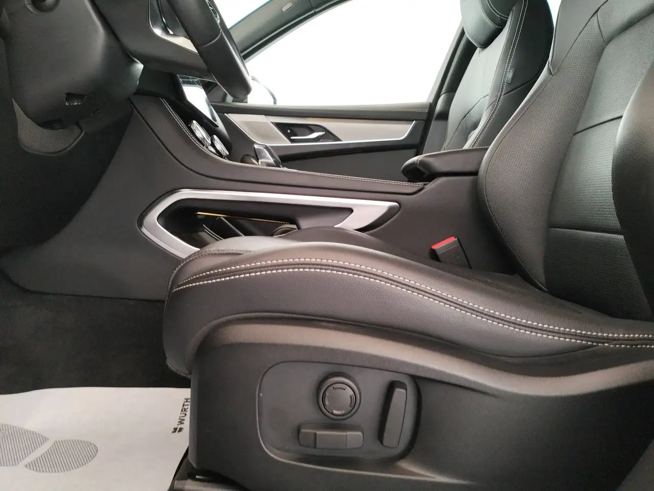 2024 Jaguar F-Pace 2.0d i4 mhev R-Dynamic S awd 163cv auto - IVA ESPOSTA, photograph 11