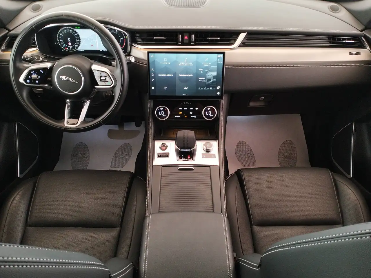 2024 Jaguar F-Pace 2.0d i4 mhev R-Dynamic S awd 163cv auto - IVA ESPOSTA, photograph 7