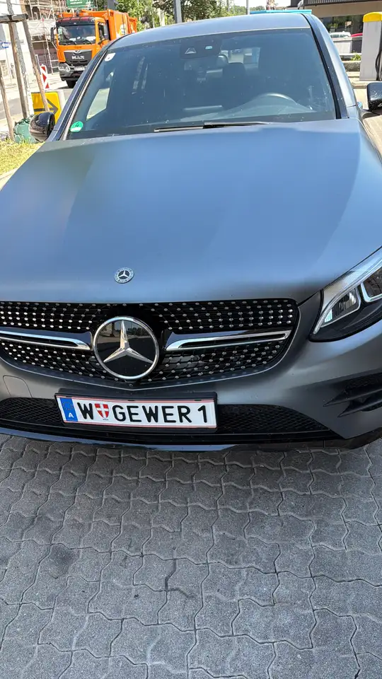 Mercedes-Benz GLC 250 d Coupé 4MATIC Aut. — photo 1 of 15