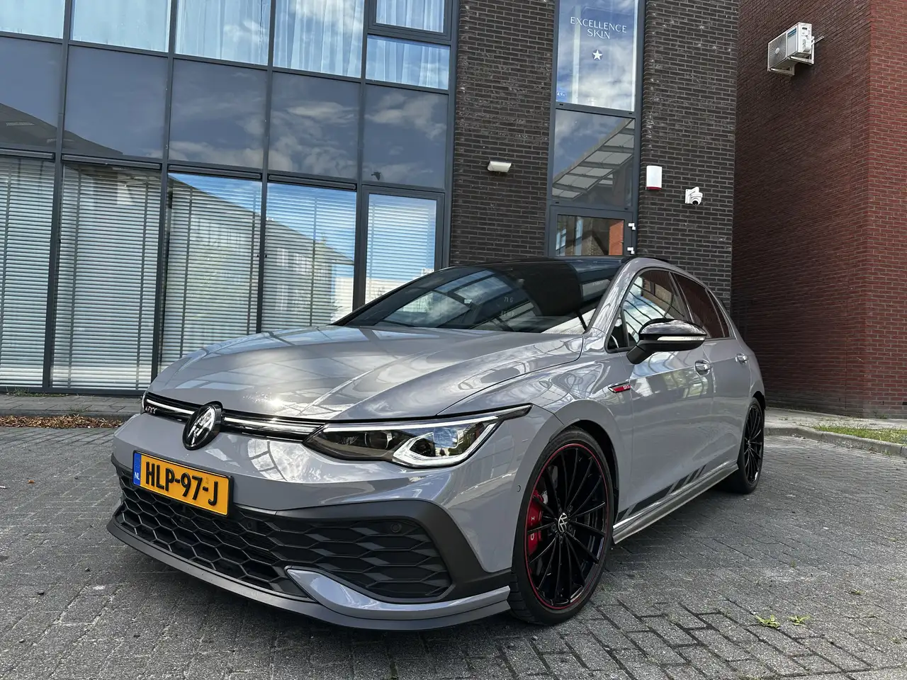 Volkswagen Golf VOLKSWAGEN GOLF 2.0 TSI GTI CLUBSPORT — photo 1 of 15