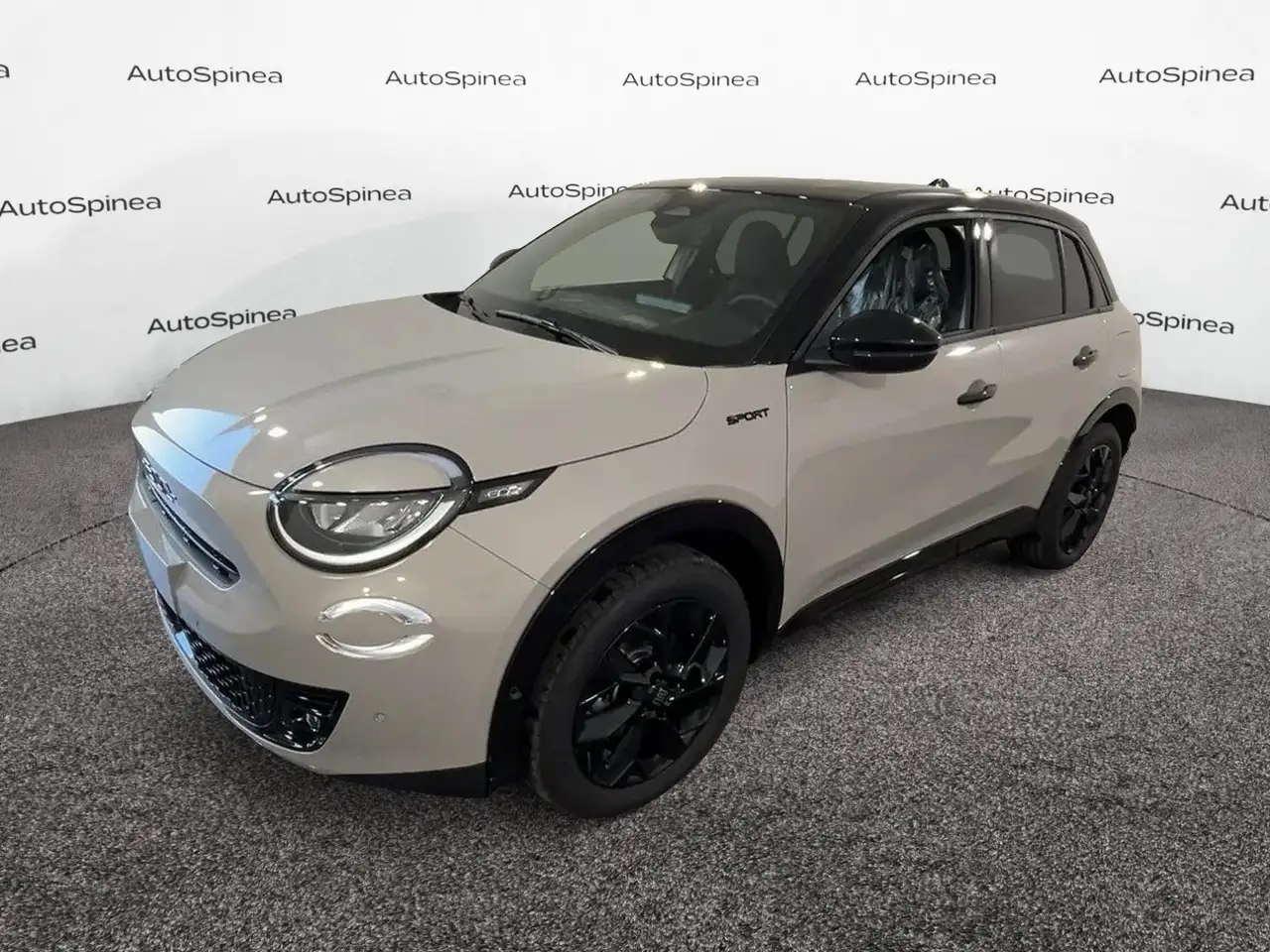 Fiat 600 1.2 Hybrid 145cv Sport — photo 1 of 15