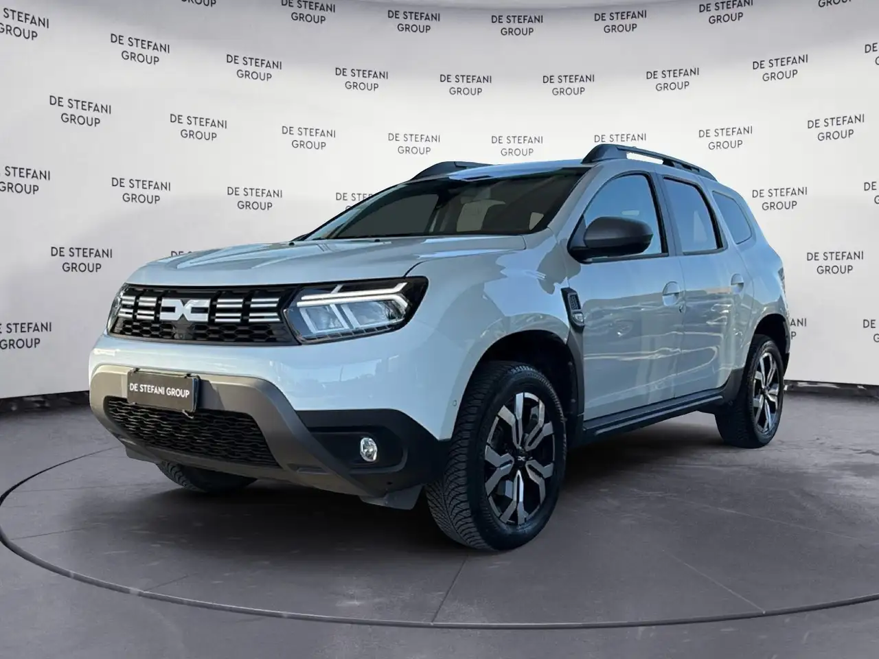 Dacia Duster Duster 1.0 tce Journey UP Gpl 4x2 100cv — photo 1 of 15