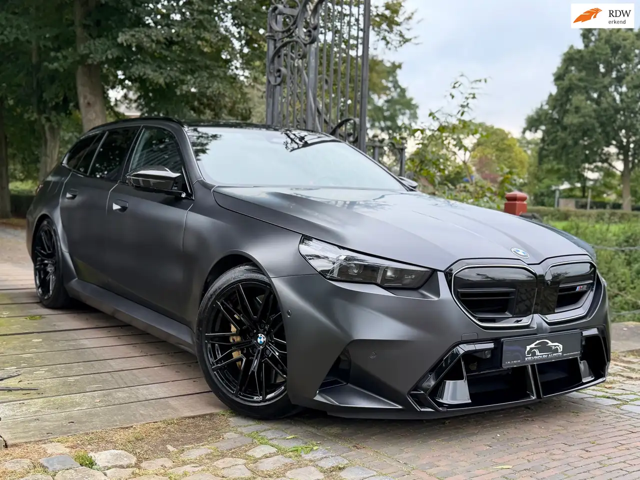 BMW M5 5-serie Touring Bowers&Wilkins|Pano|Keramisch|BTW| — photo 1 of 40