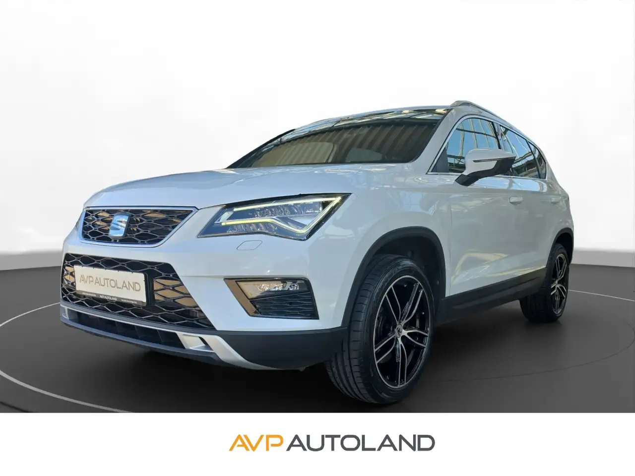 SEAT Ateca 1.4 TSI XCELLENCE — photo 1 of 15