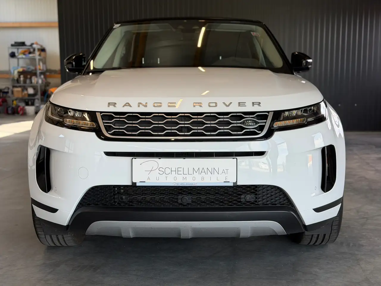 Land Rover Range Rover Evoque 2.0 D150 AWD, ALLRAD, LED — photo 1 of 33