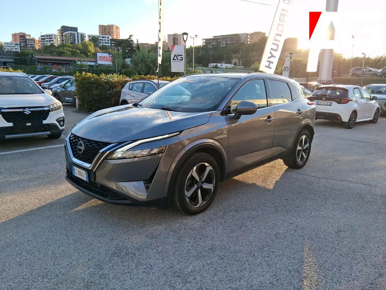Nissan Qashqai 1.3 MHEV 158 N-Connecta Xtronic — photo 1 of 25
