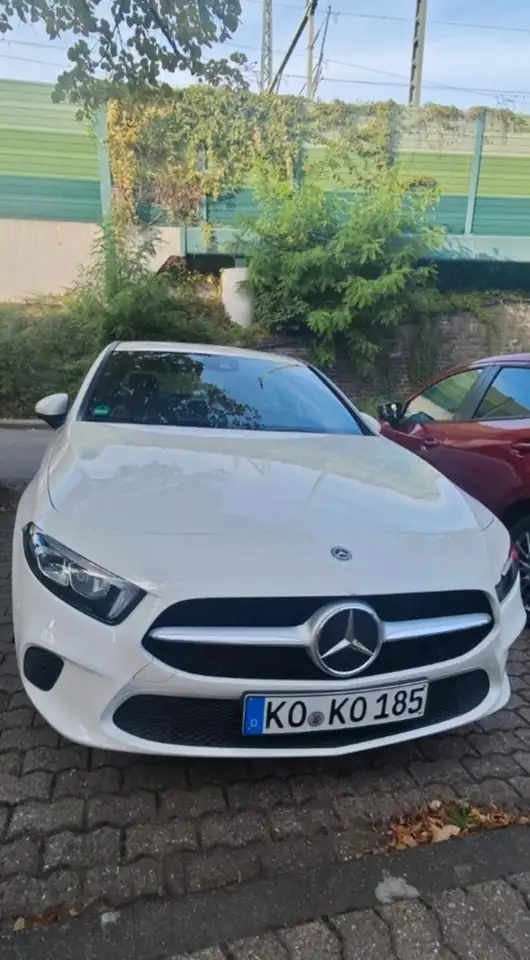 Mercedes-Benz A 180 A 180 (177.084) — photo 1 of 12