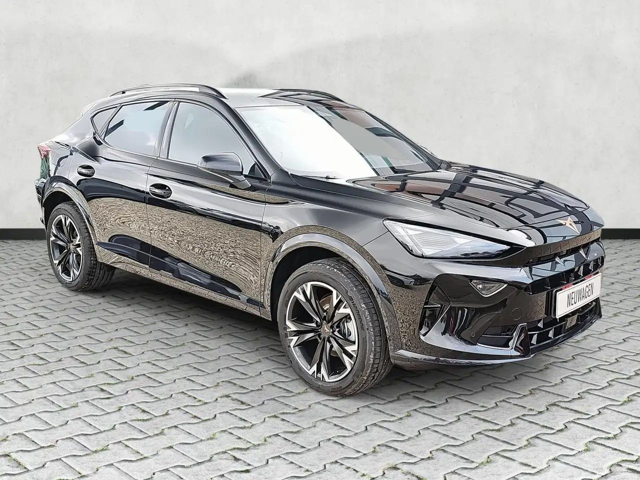 CUPRA Formentor 1.5 eTSI 110 kW DSG 4J.Gar. AHK EdgePaket 110 k... — photo 1 of 14