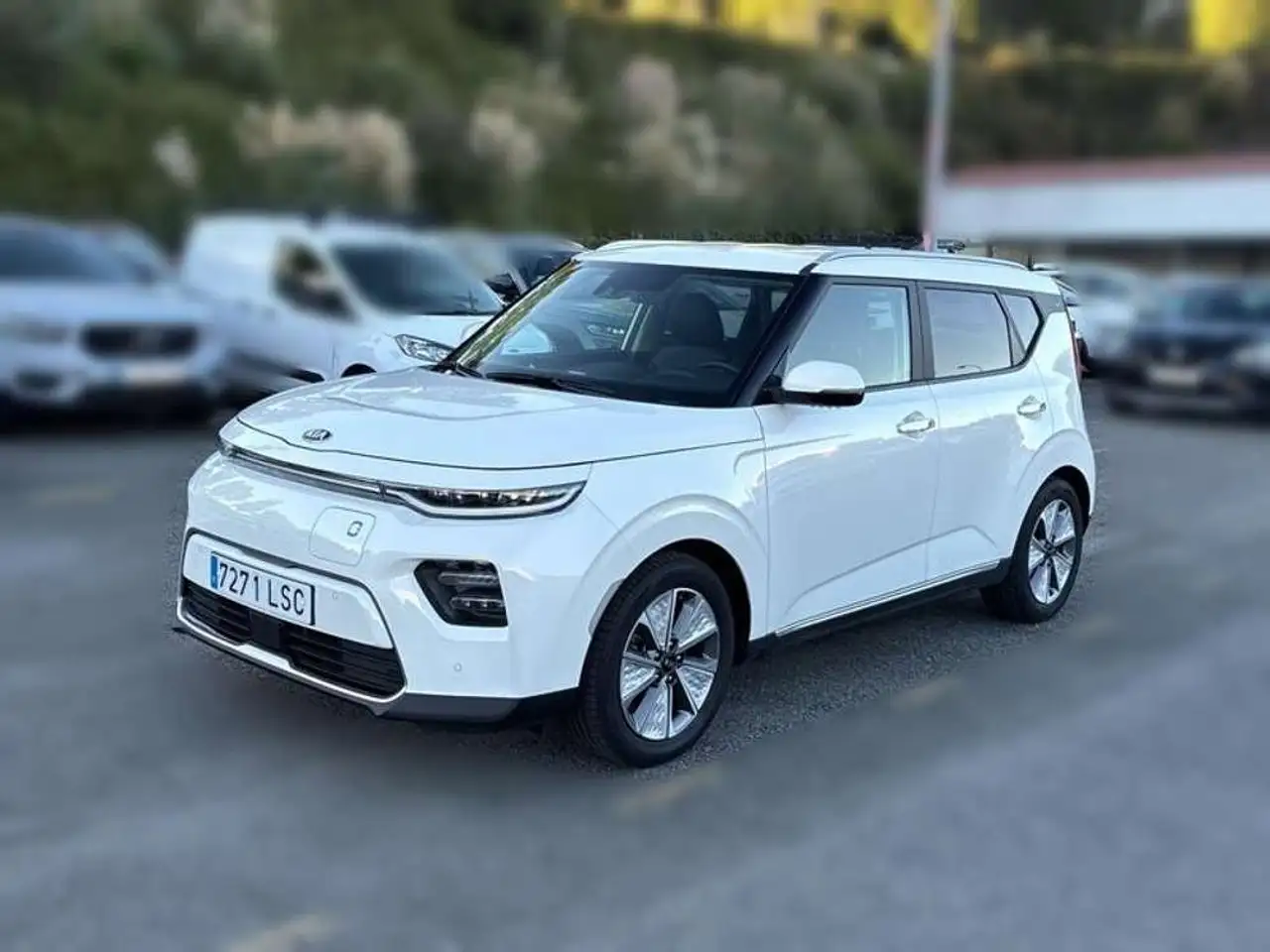 Kia Soul e-Soul Drive Long Range — photo 1 of 27