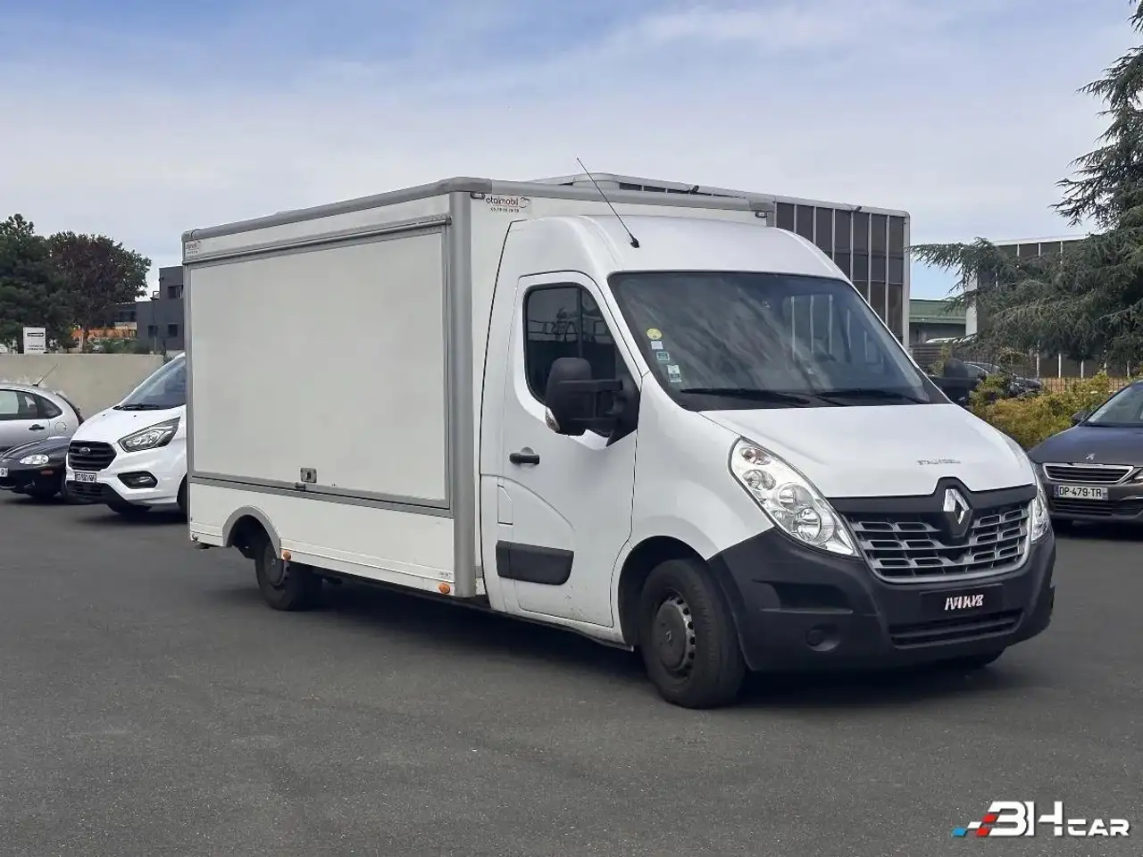 Renault Master 2.3 DCI 150 - Camion magasin aménagé – Épicerie vrac — photo 1 of 40