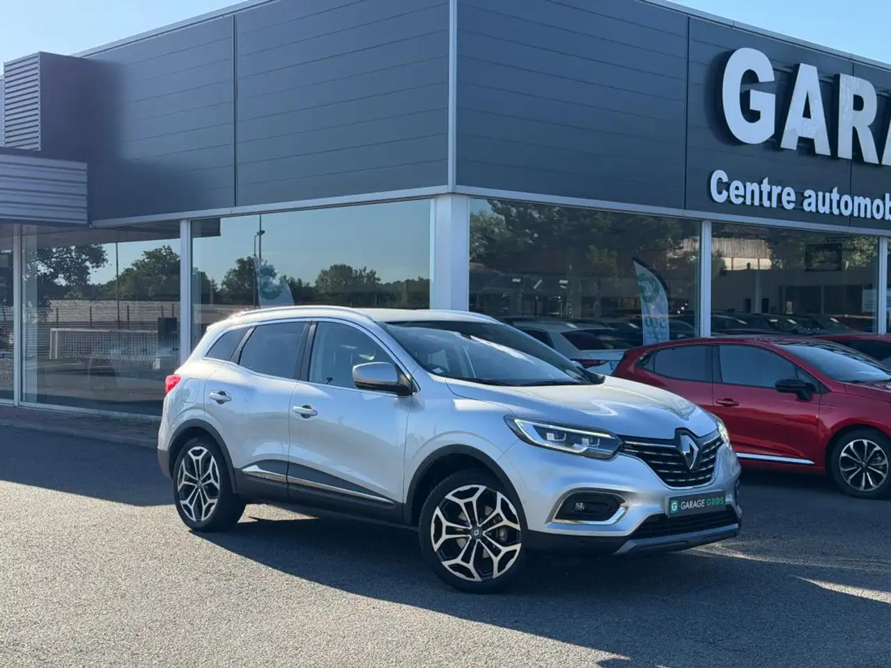 Renault Kadjar Blue dCi 115 EDC Techno — photo 1 of 31