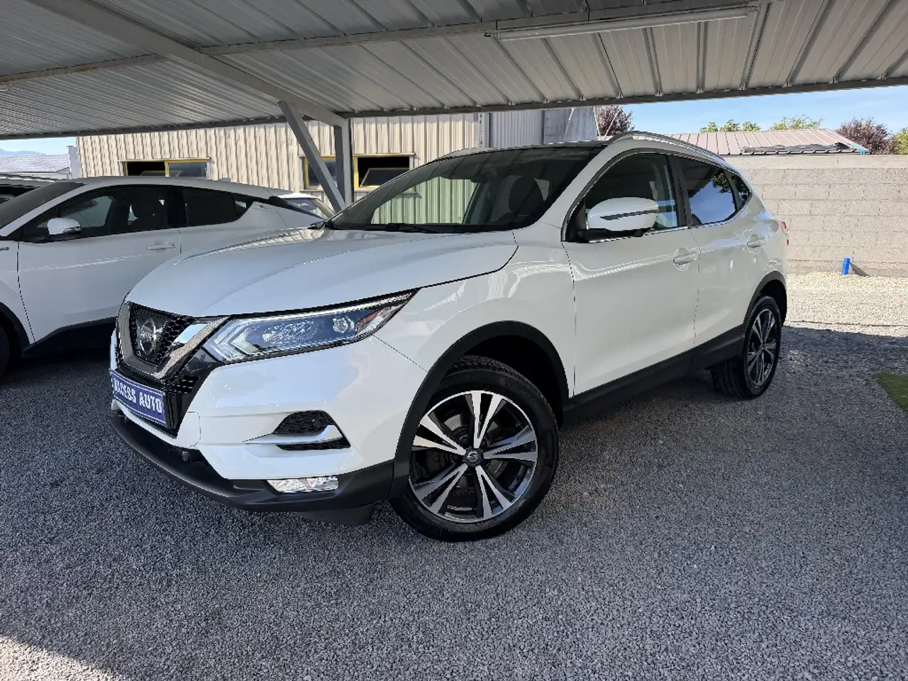 Nissan Qashqai 1.6 dCi 130 N-Connecta — photo 1 of 6