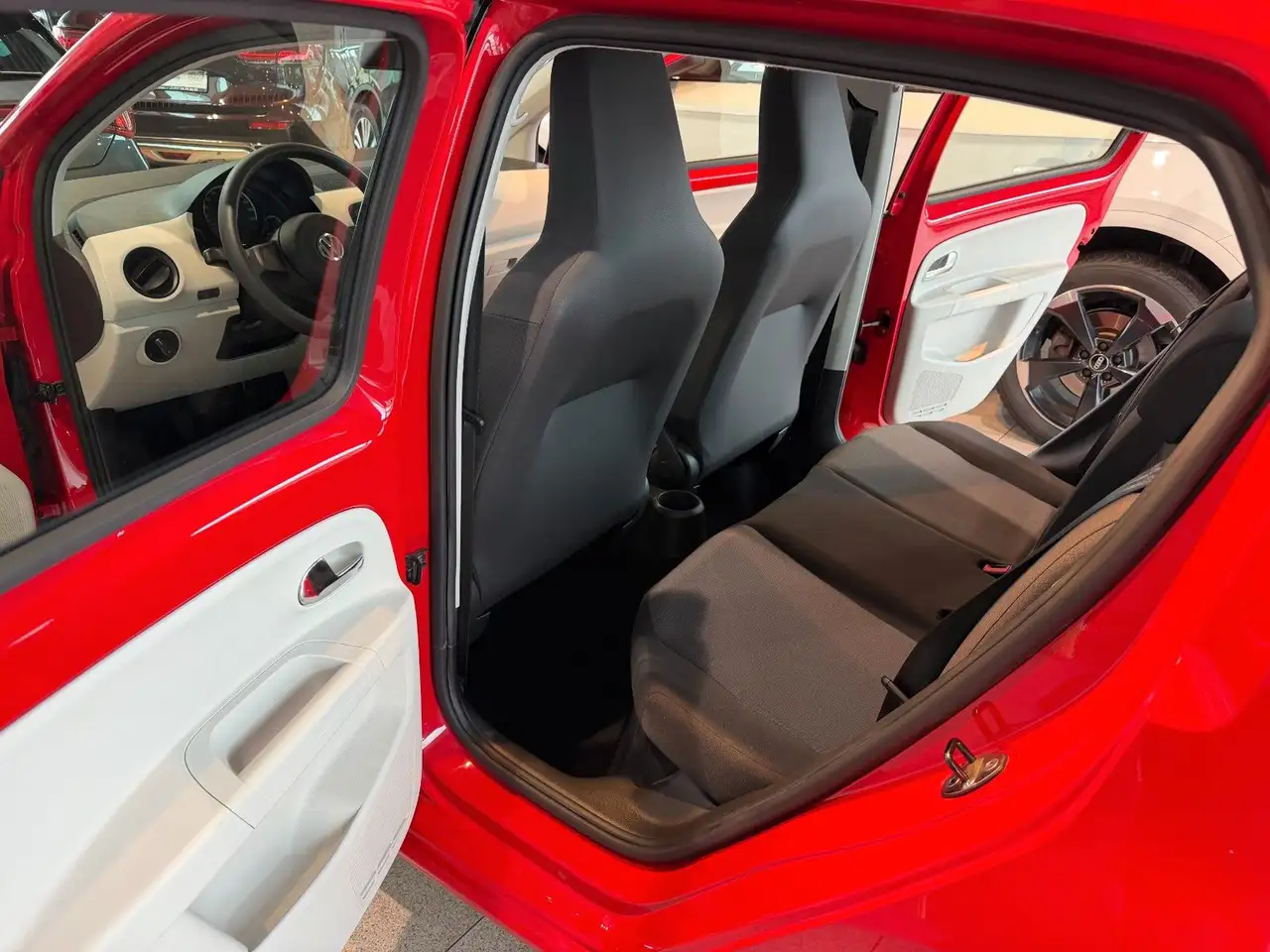 2013 Volkswagen up! move up! 27000 KM! 1.HAND Scheckheftgeflegt, photograph 12