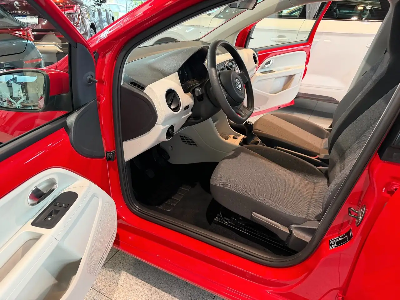 2013 Volkswagen up! move up! 27000 KM! 1.HAND Scheckheftgeflegt, photograph 9