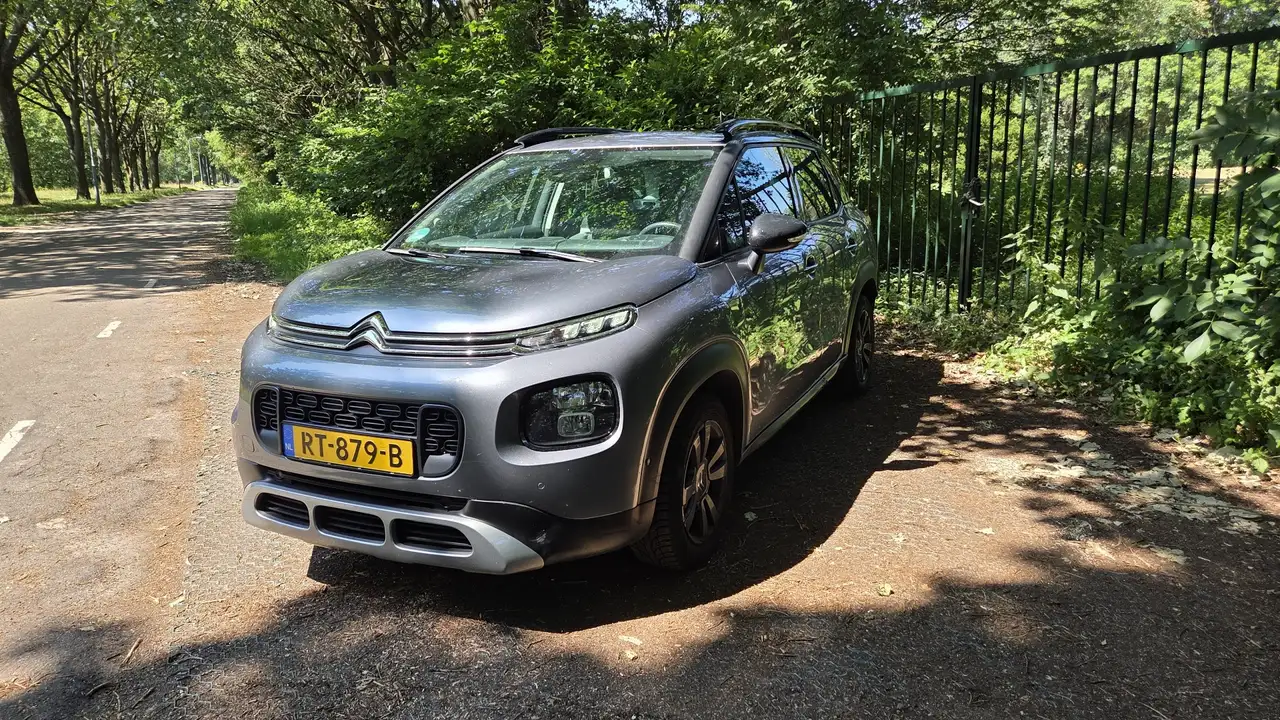 Citroen C3 Aircross 1.2 PT S&S Shine — photo 1 of 15
