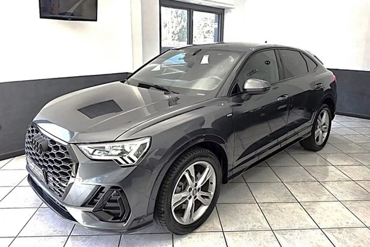 Audi Q3 Q3 Sportback 40 2.0 tdi S line edition quattro 190cv s-tronic — photo 1 of 9