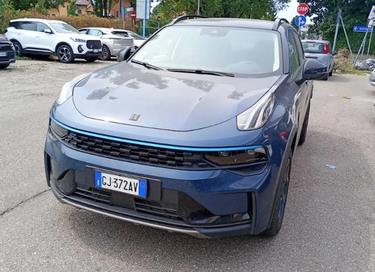 2022 Lynk & Co 01 01 1.5 t hev auto - GJ372AV, photograph 2