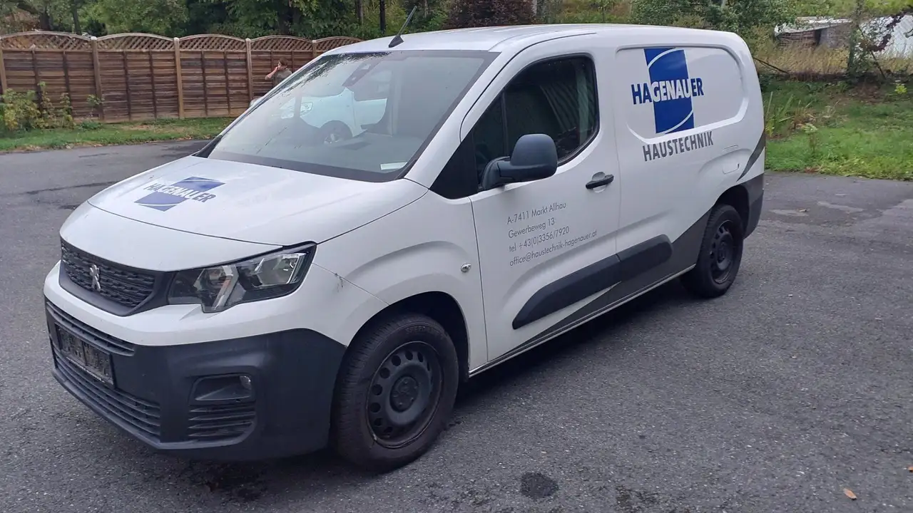 Peugeot Partner Premium L2 HDI 100 — photo 1 of 15